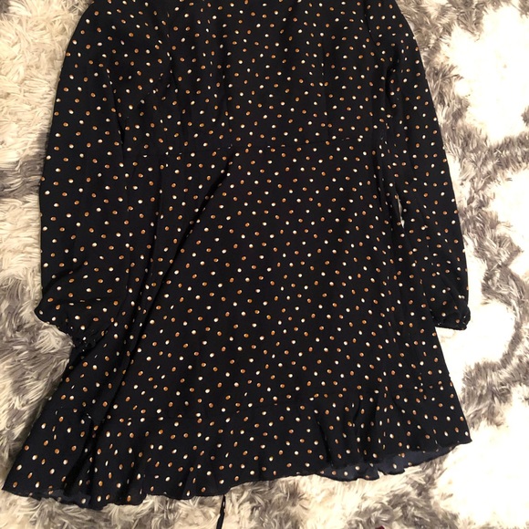 Dress - Picture 3 of 3